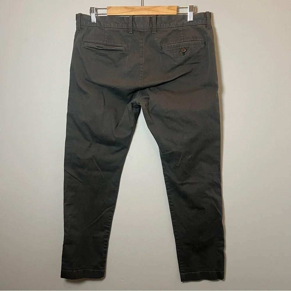 J. Crew Flex Slim Chino Pants 35x32 (inseam 30”) Gray Flat Front Slacks Trousers
